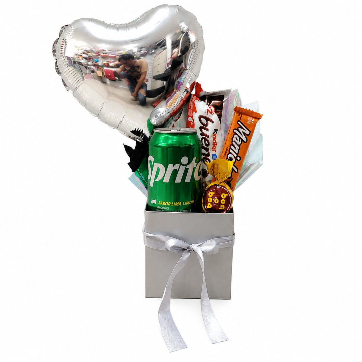 Arreglo Sorpresa Sprite con Dulces y Globo Corazón